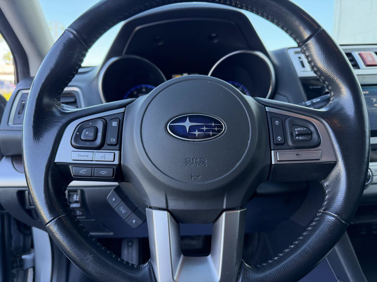Used 2015 Subaru Outback 2.5i Limited AWD/4WD image 12