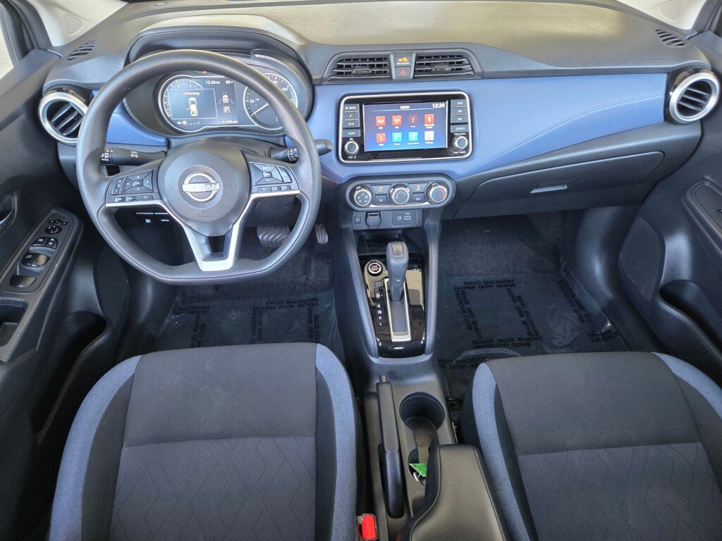 Used 2024 Nissan Versa SV FWD image 10