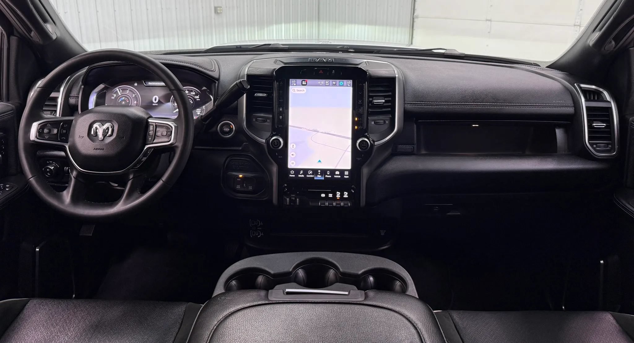 Used 2026 RAM 2500 Laramie AWD/4WD image 13
