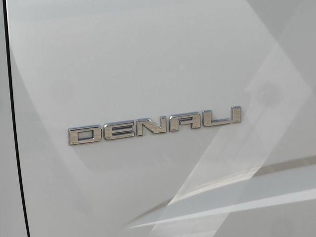Used 2020 GMC Canyon Denali image 10