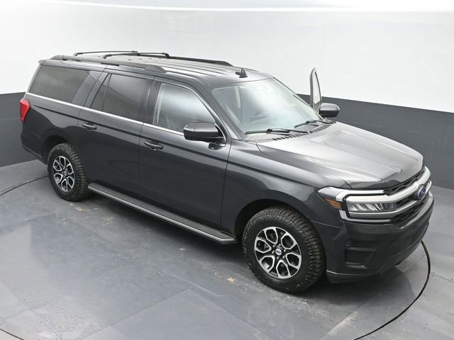 Used 2023 Ford Expedition Max XLT AWD/4WD image 35