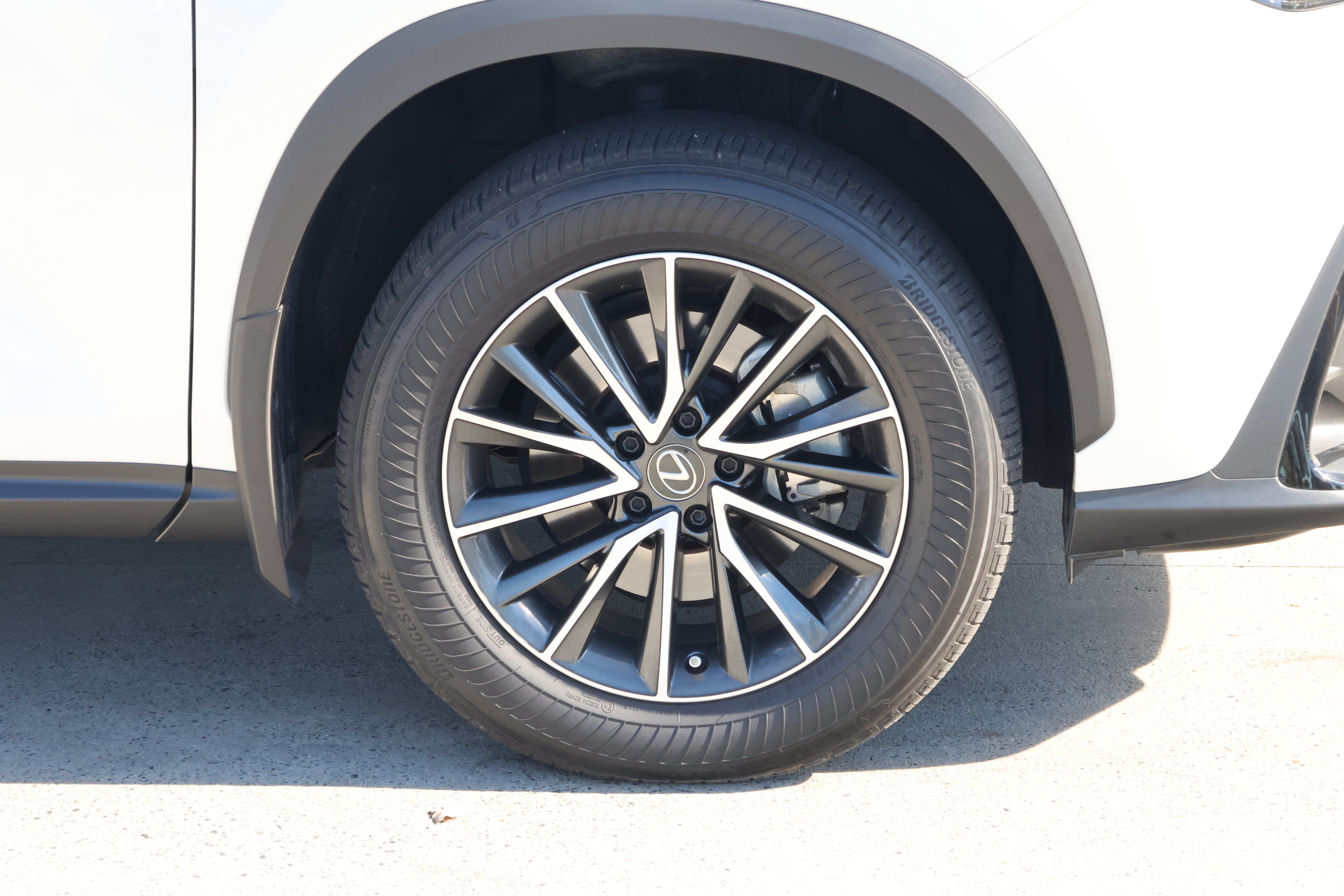 Used 2024 Lexus NX 350 AWD image 11