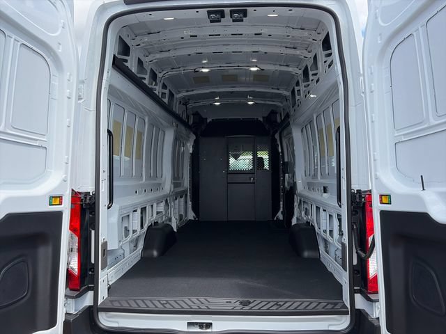 New 2026 Ford Transit 350 148 High Roof Extended RWD image 7
