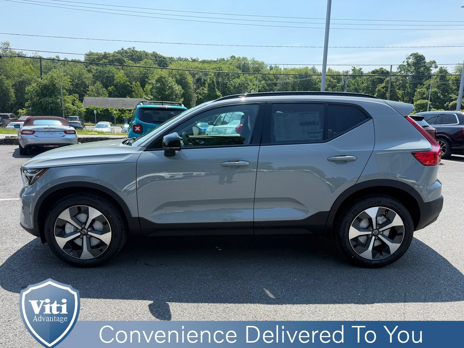 New 2026 Volvo XC40 B5 Plus w/ Protection Package Premier AWD/4WD image 5