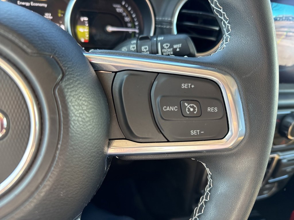 Used 2023 Jeep Wrangler Unlimited Sahara image 17