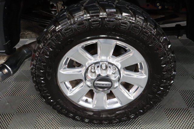 Used 2020 Ford F250 Platinum w/ FX4 Off-Road Package AWD/4WD image 91