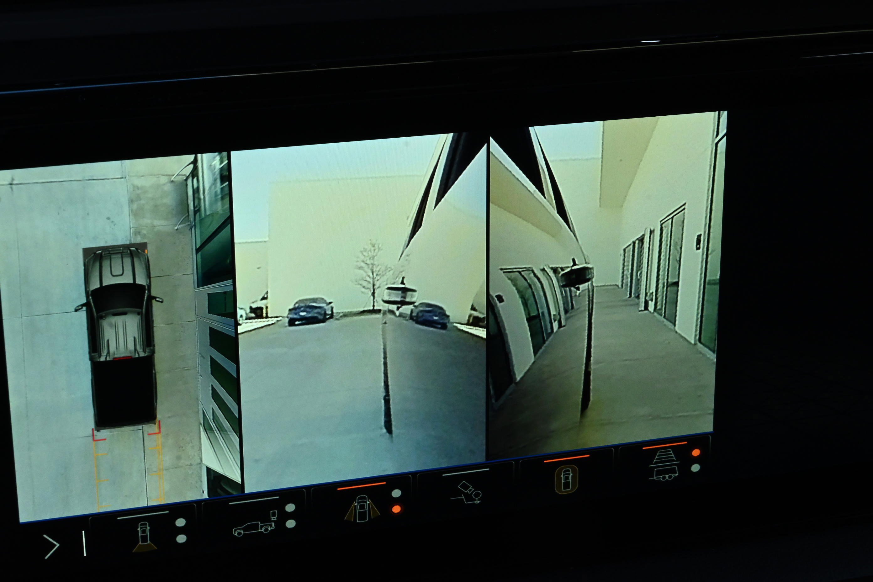 Used 2024 GMC Sierra 2500 AT4 w/ AT4 Premium Plus Package image 36