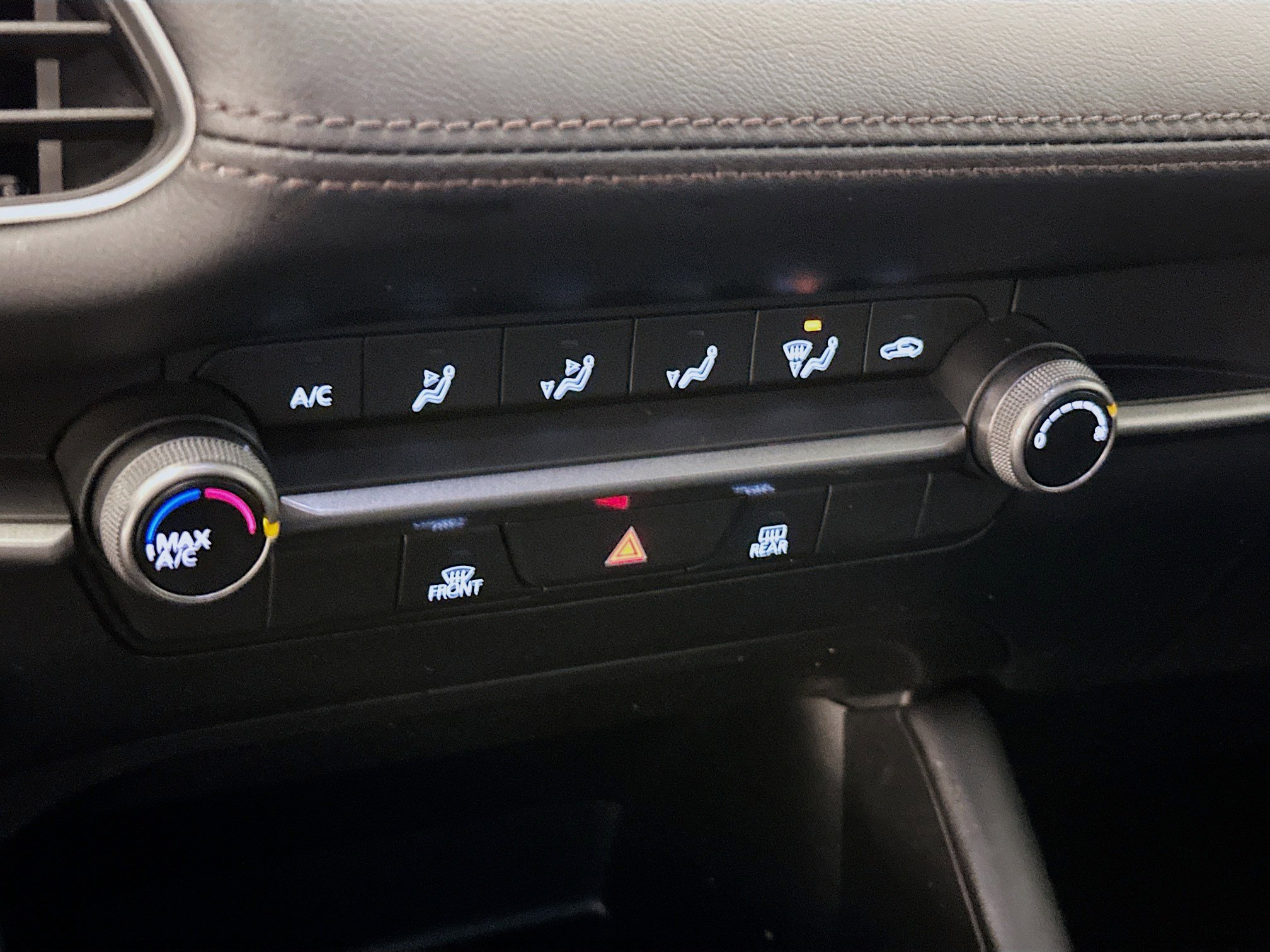 Used 2025 MAZDA MAZDA3 s image 24