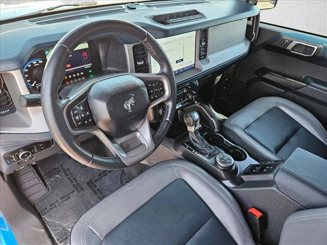 Used 2024 Ford Bronco Outer Banks w/ Sasquatch Package AWD/4WD image 13