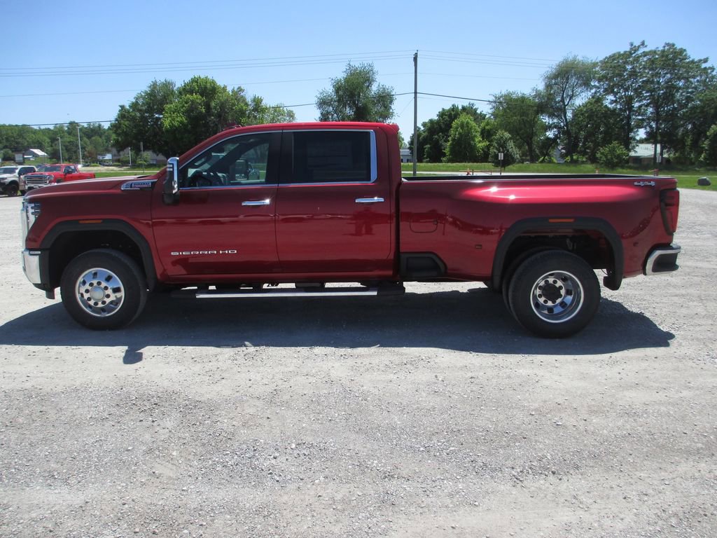 New 2026 GMC Sierra 3500 SLT w/ SLT Premium Package AWD/4WD image 10