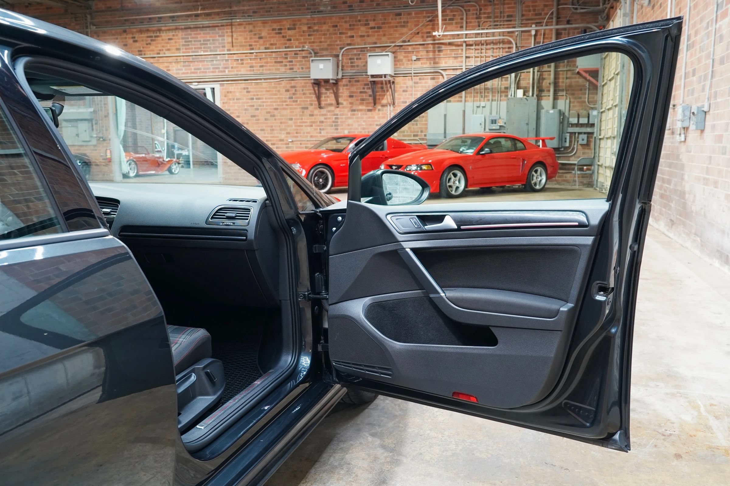 Used 2017 Volkswagen GTI S FWD image 46