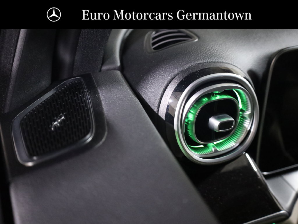 Used 2026 Mercedes-Benz GLC 300 4MATIC image 9