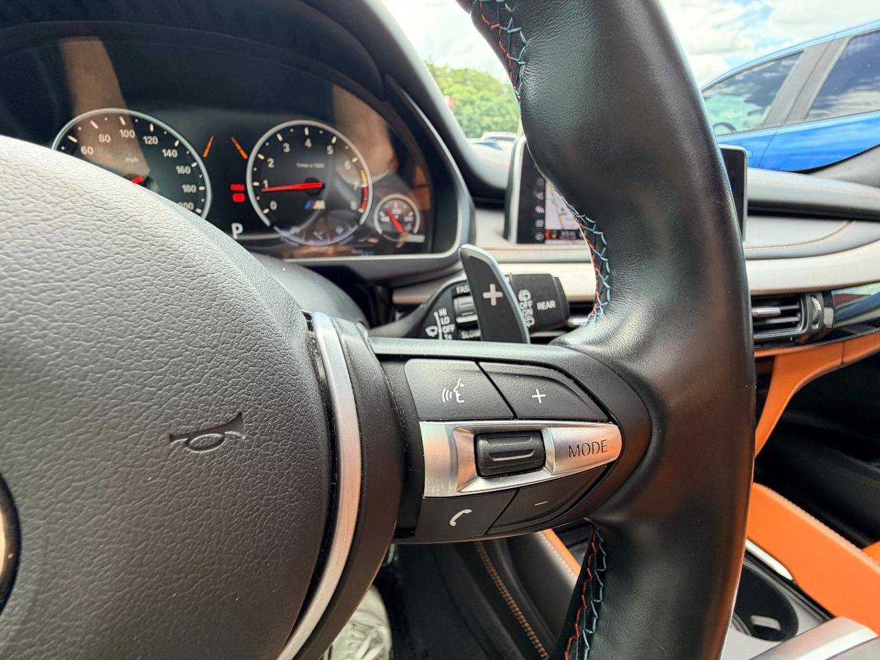 Used 2018 BMW X5 M AWD/4WD image 25