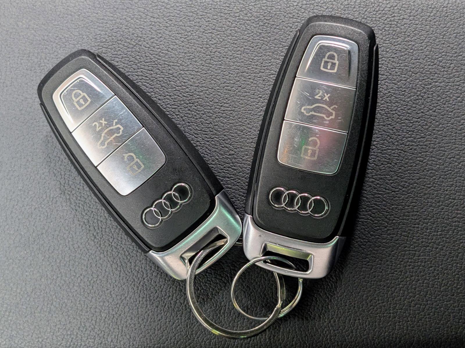 Used 2024 Audi Q4 e-tron Premium Plus image 41