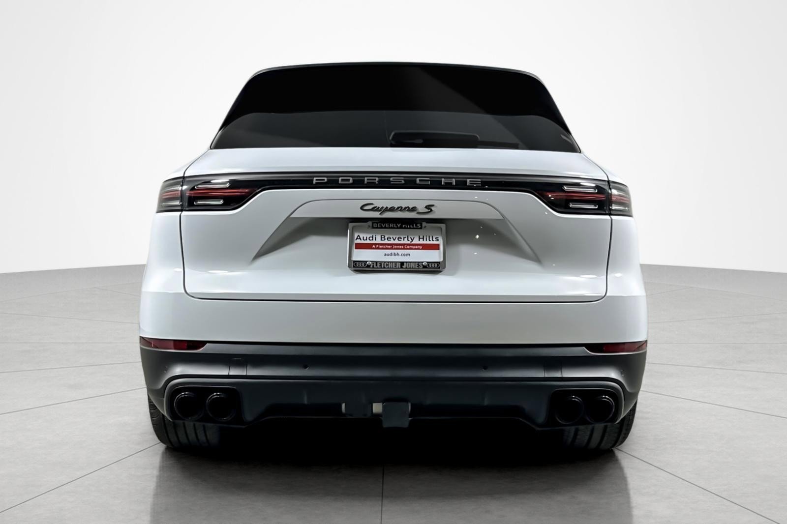 Used 2023 Porsche Cayenne S Platinum w/ Premium Package Plus image 4