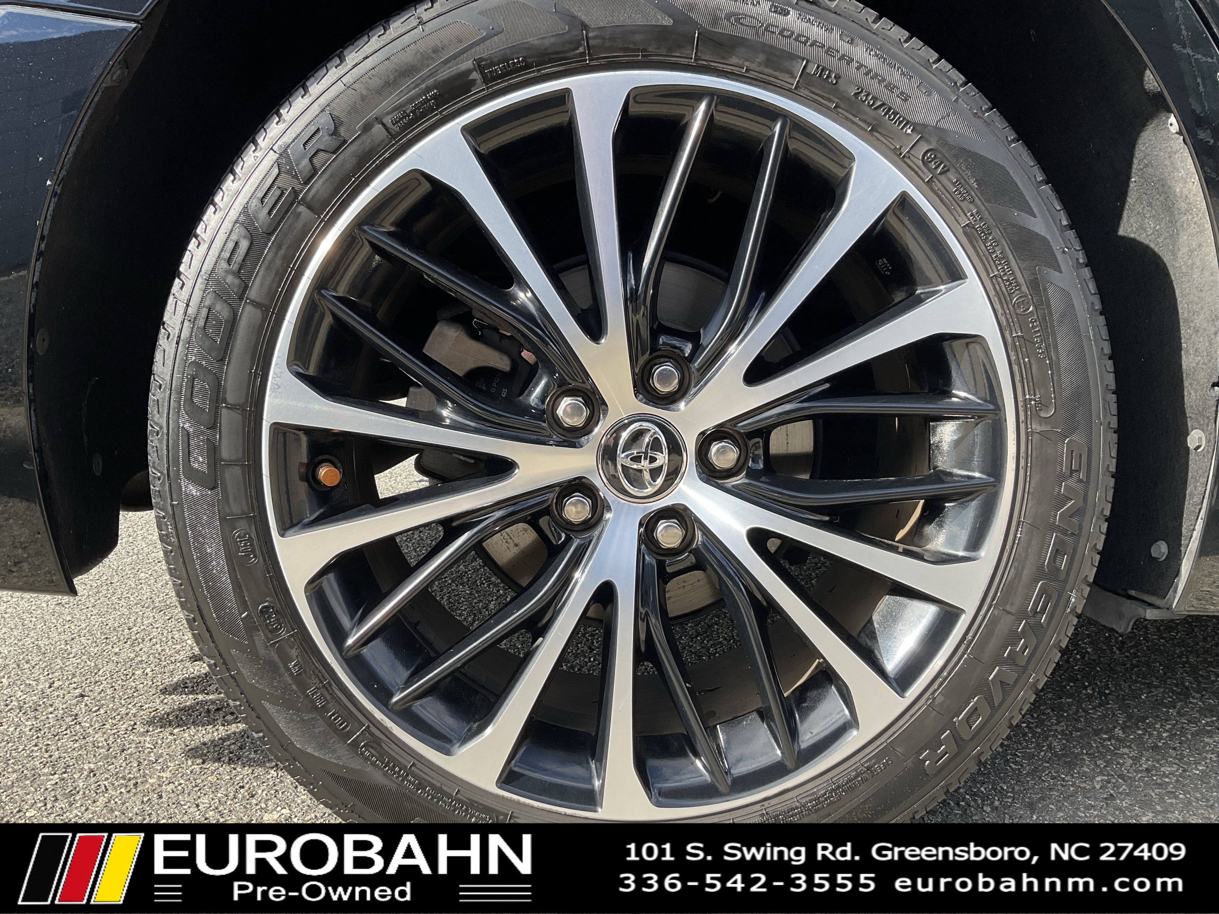 Used 2018 Toyota Camry L image 31