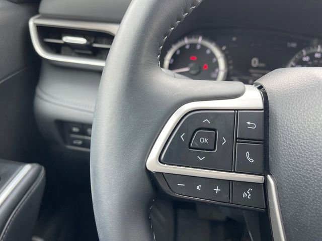 Used 2024 Toyota Highlander XLE image 20