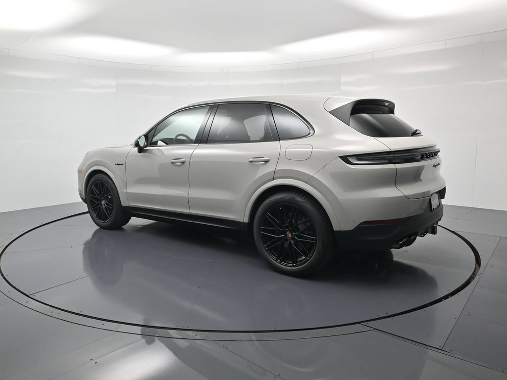 New 2026 Porsche Cayenne S AWD/4WD image 3