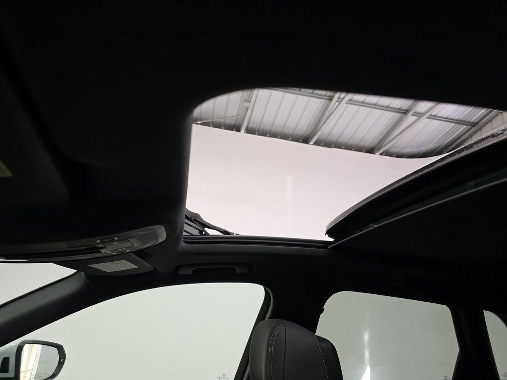 Used 2022 Audi Q3 2.0T Premium Plus w/ Premium Plus Package image 8