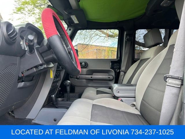 Used 2010 Jeep Wrangler Unlimited Sport w/ Black Appearance Group AWD/4WD image 18