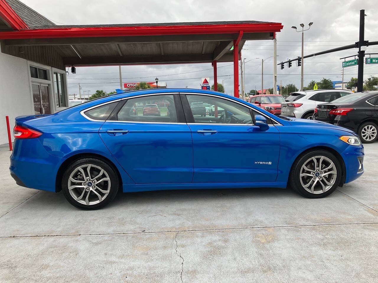 Used 2019 Ford Fusion Titanium FWD image 10