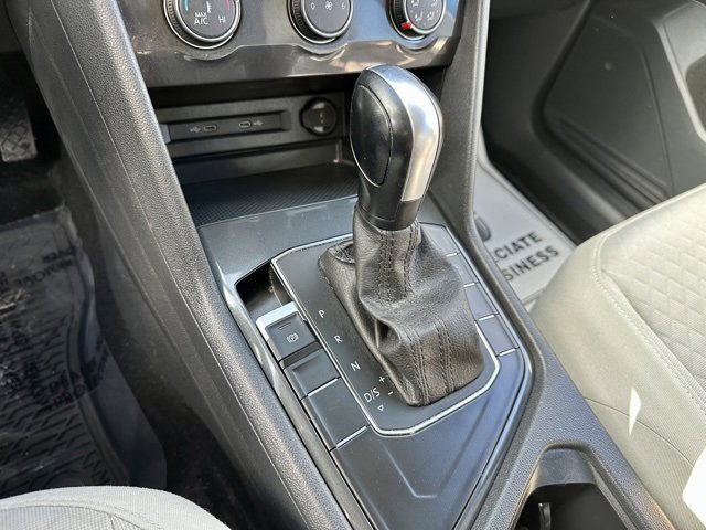 Used 2020 Volkswagen Tiguan S image 29