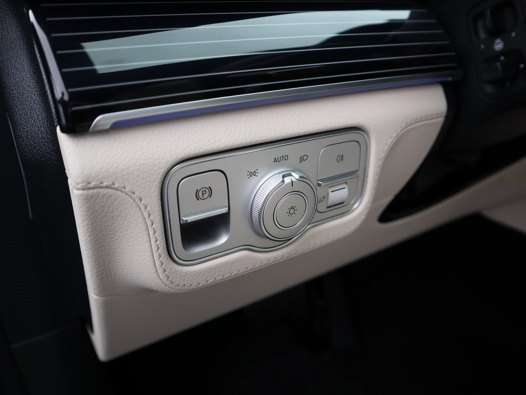 New 2026 Mercedes-Benz GLE 450 4MATIC image 36