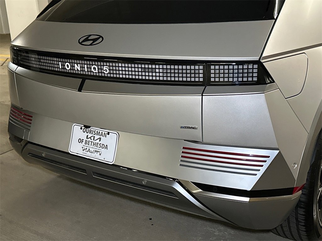 Used 2024 Hyundai Ioniq 5 Limited image 5