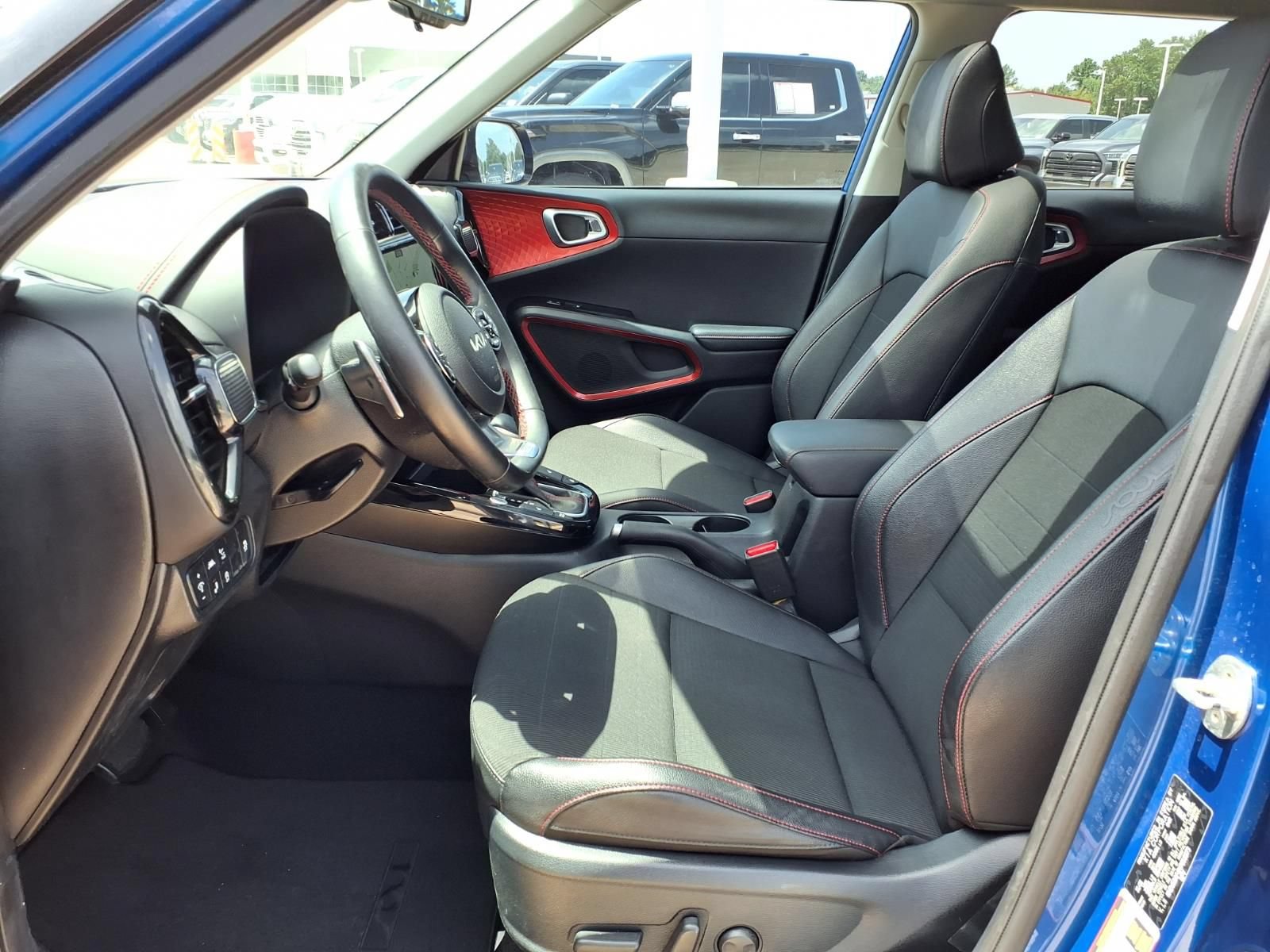 Used 2022 Kia Soul Turbo FWD image 18