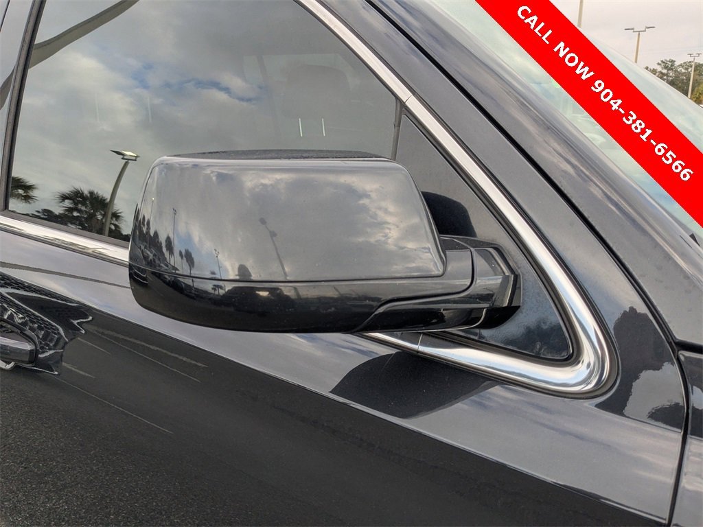 Used 2020 GMC Yukon XL SLT w/ HD Trailering Package image 12