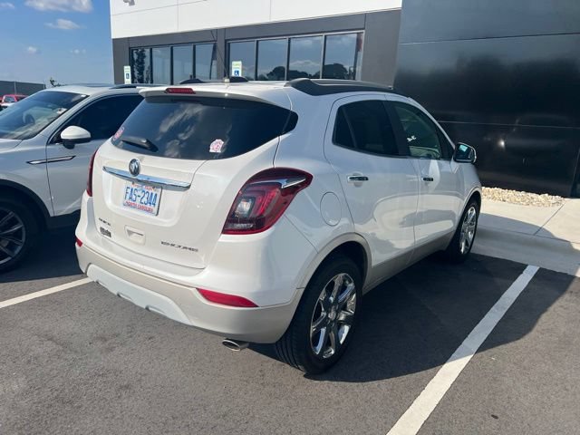 Used 2018 Buick Encore Essence w/ Experience Buick Package FWD image 4