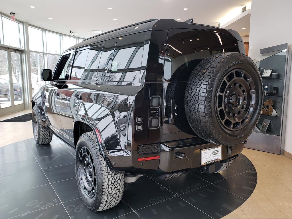 New 2026 Land Rover Defender 110 image 7