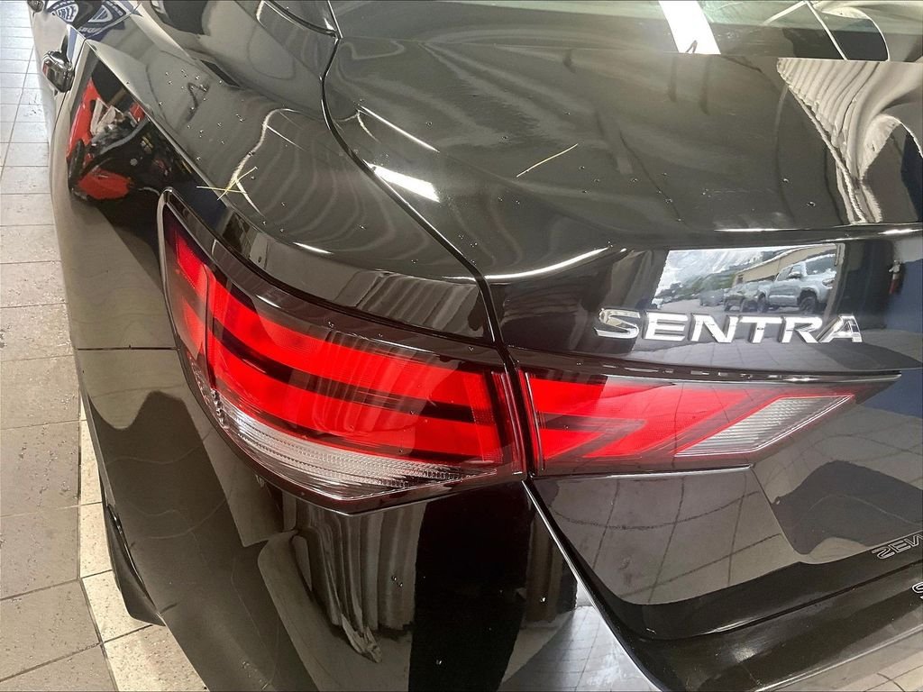 Used 2020 Nissan Sentra S w/ Lighting Package FWD image 33