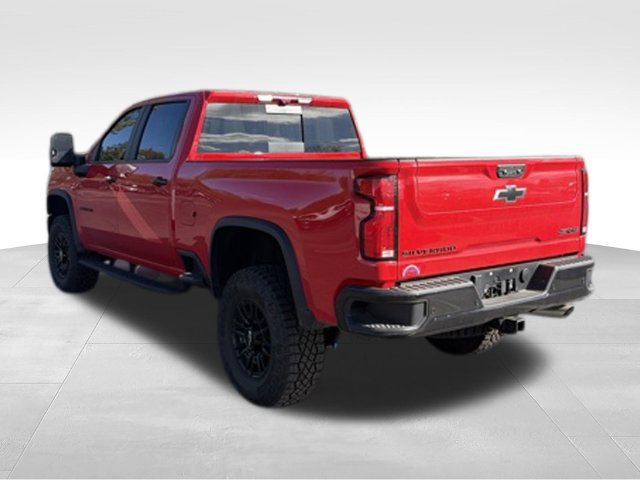 Used 2026 Chevrolet Silverado 2500 ZR2 w/ LPO, Dark Essentials Package AWD/4WD image 5
