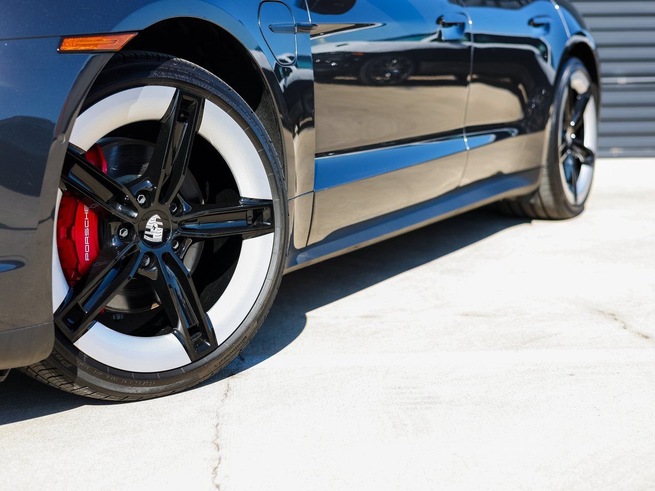 Used 2025 Porsche Taycan 4S AWD/4WD image 12