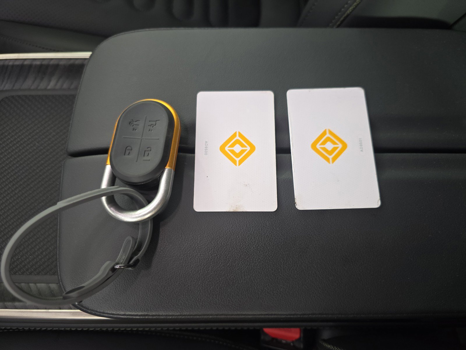 Used 2022 Rivian R1S Launch Edition image 31