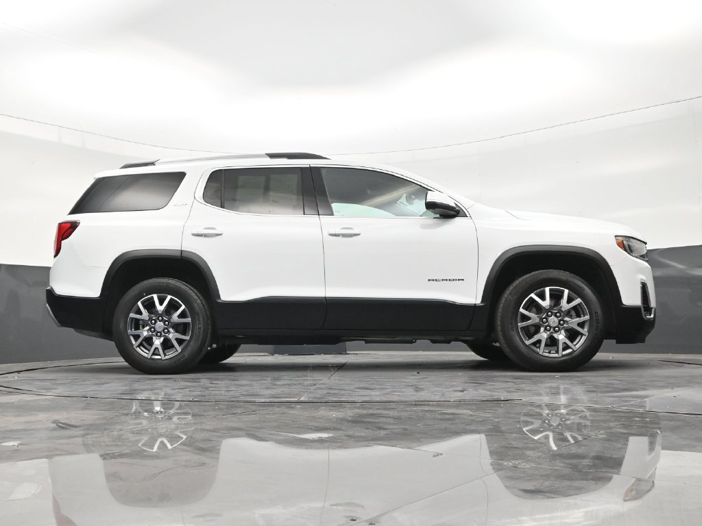 Used 2023 GMC Acadia SLT w/ Technology Package FWD image 25
