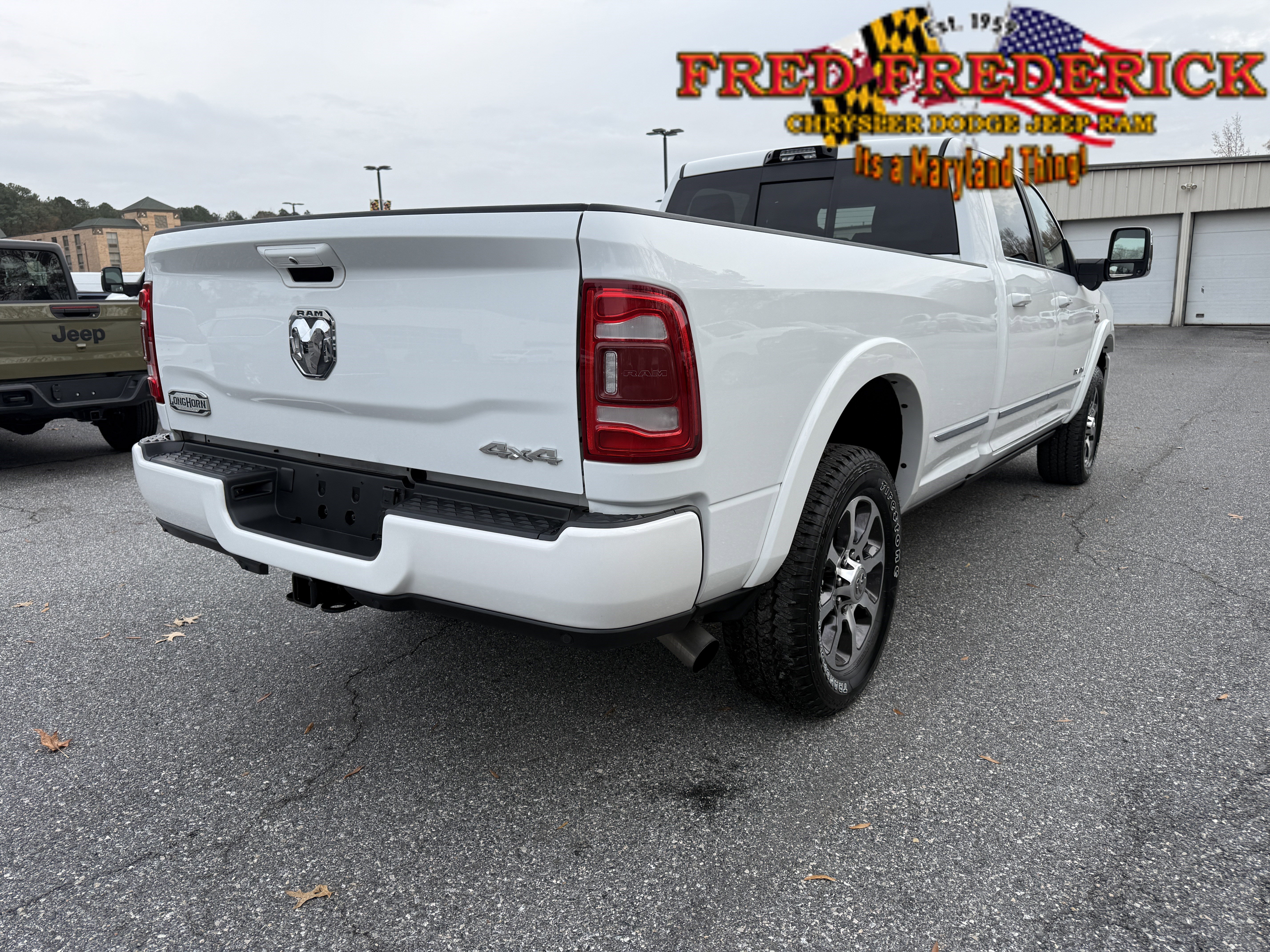 Used 2023 RAM 3500 Limited image 8