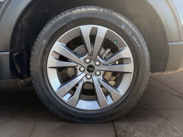 Used 2022 Ford Explorer XLT w/ Equipment Group 202A AWD/4WD image 26
