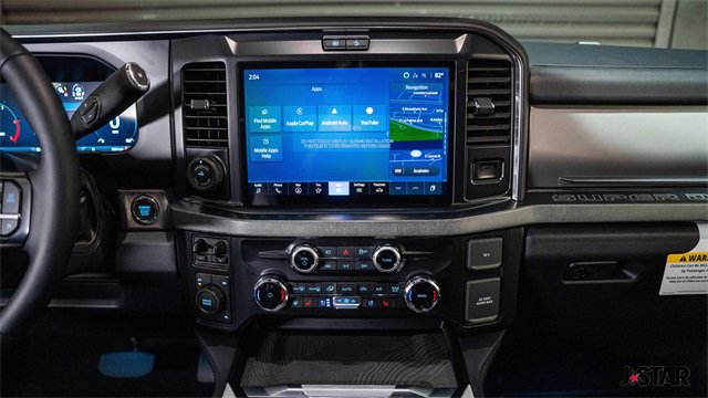 Used 2025 Ford F450 Platinum w/ FX4 Off-Road Package image 7