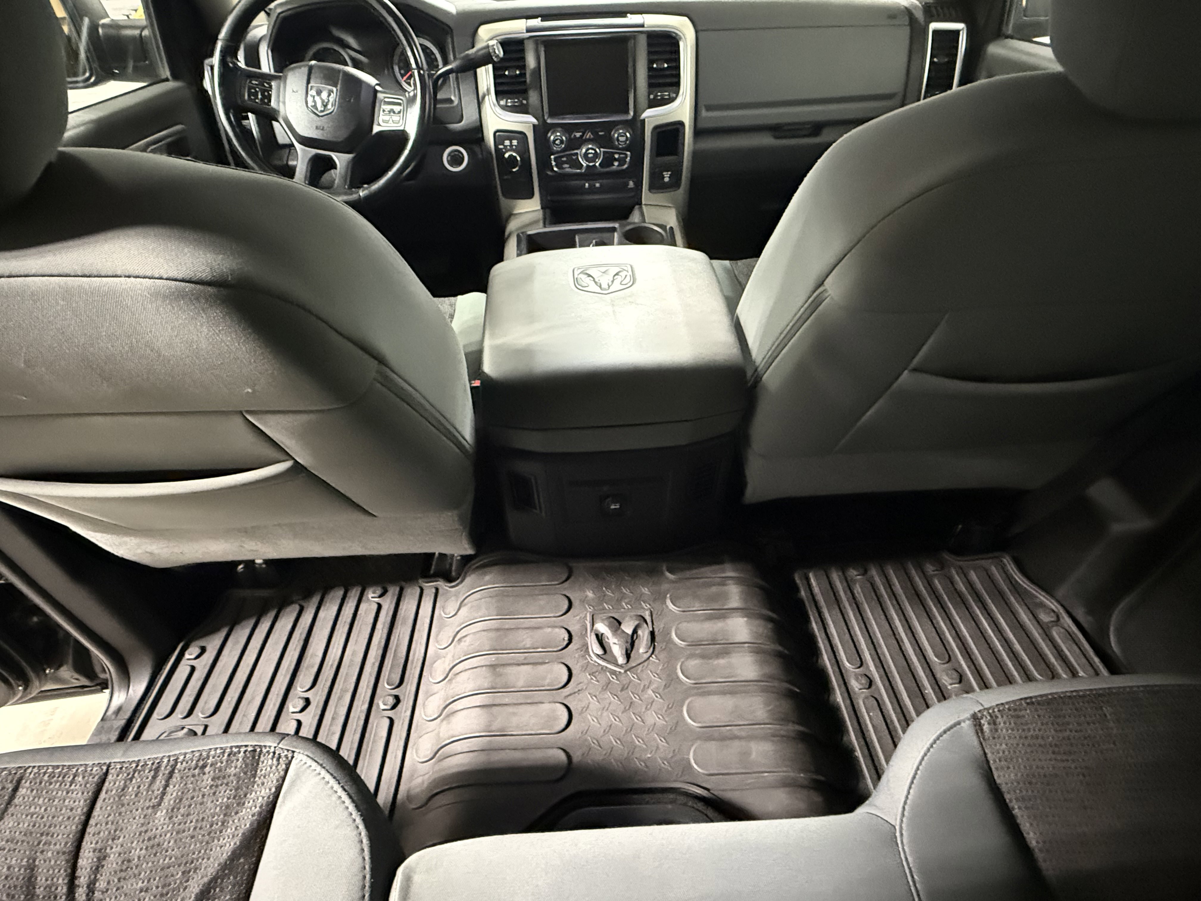 Used 2013 RAM 2500 Outdoorsman image 17