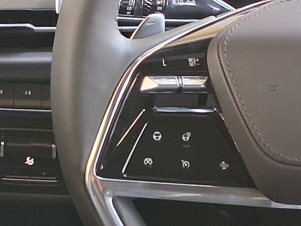 New 2026 Cadillac Escalade Platinum Sport w/ LPO, Floor Liner Package AWD/4WD image 12