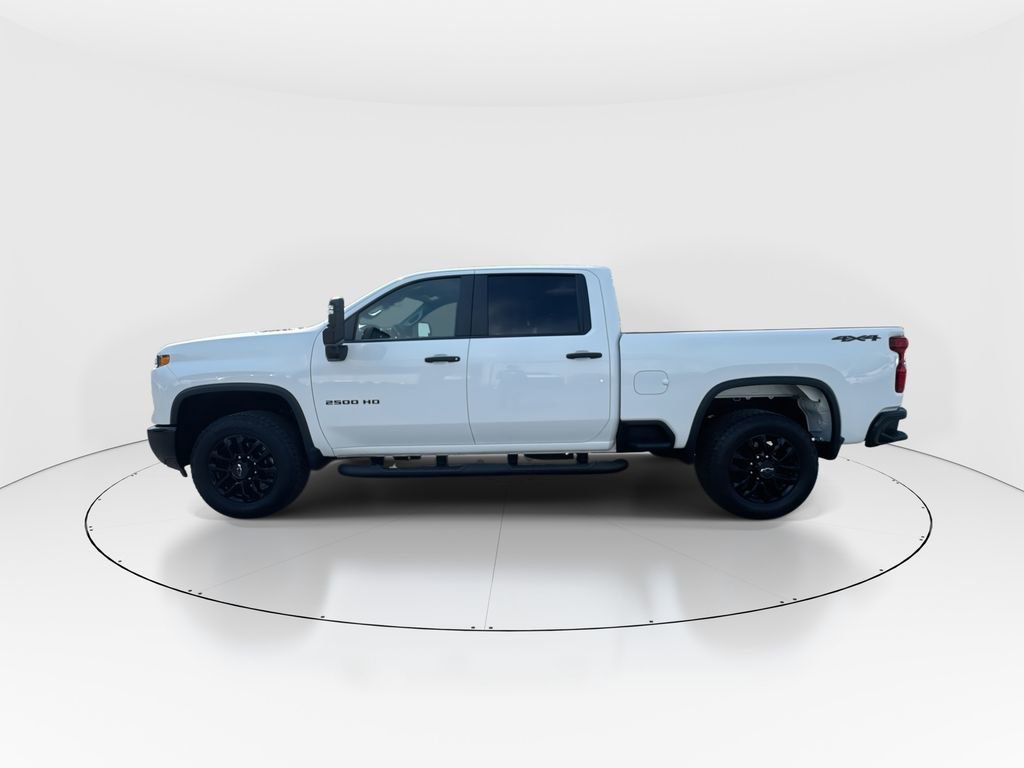 Used 2025 Chevrolet Silverado 2500 Custom w/ Custom Blackout Package image 5