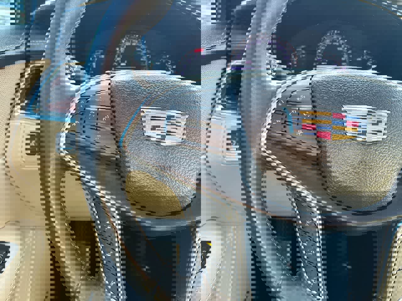 Used 2017 Cadillac XT5 Luxury w/ Driver Awareness Package image 29