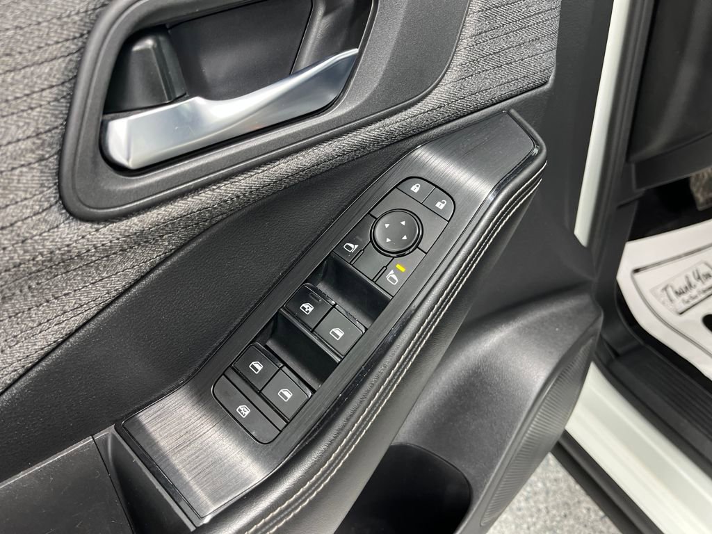 Used 2021 Nissan Rogue SV AWD/4WD image 12
