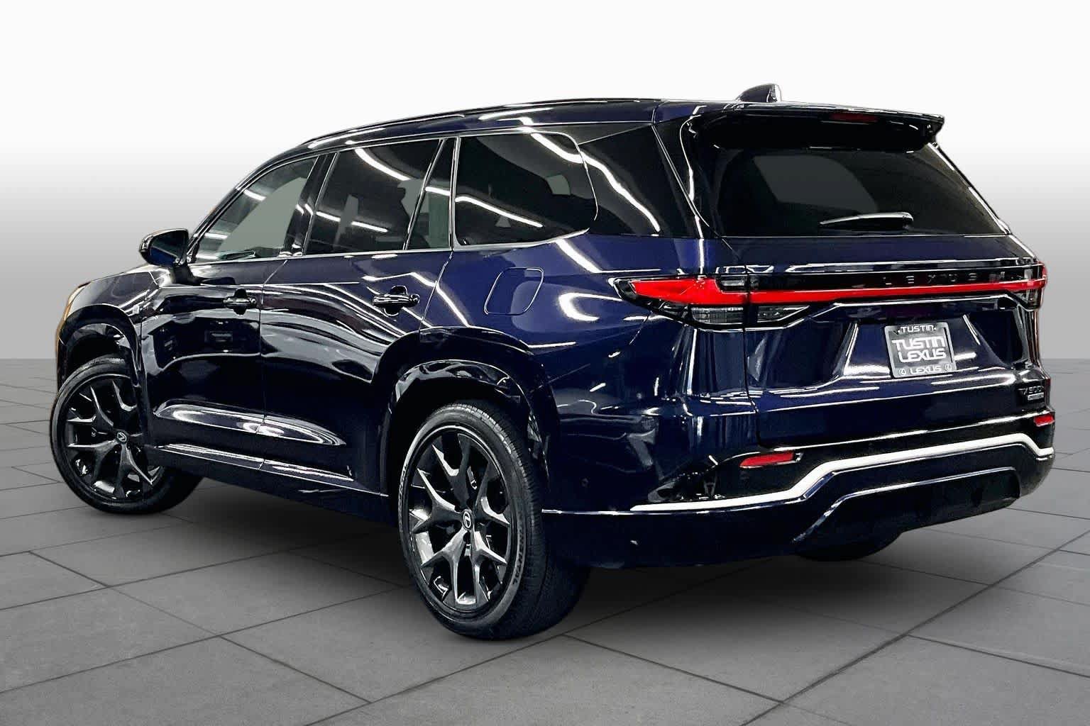 New 2026 Lexus TX 500h AWD image 7