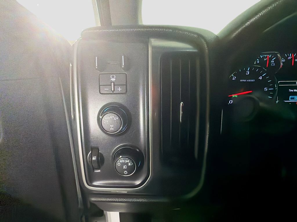 Used 2017 Chevrolet Silverado 1500 LT w/ All Star Edition image 14