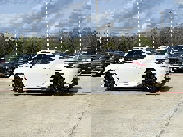 Used 2023 Toyota GR86 Premium image 4