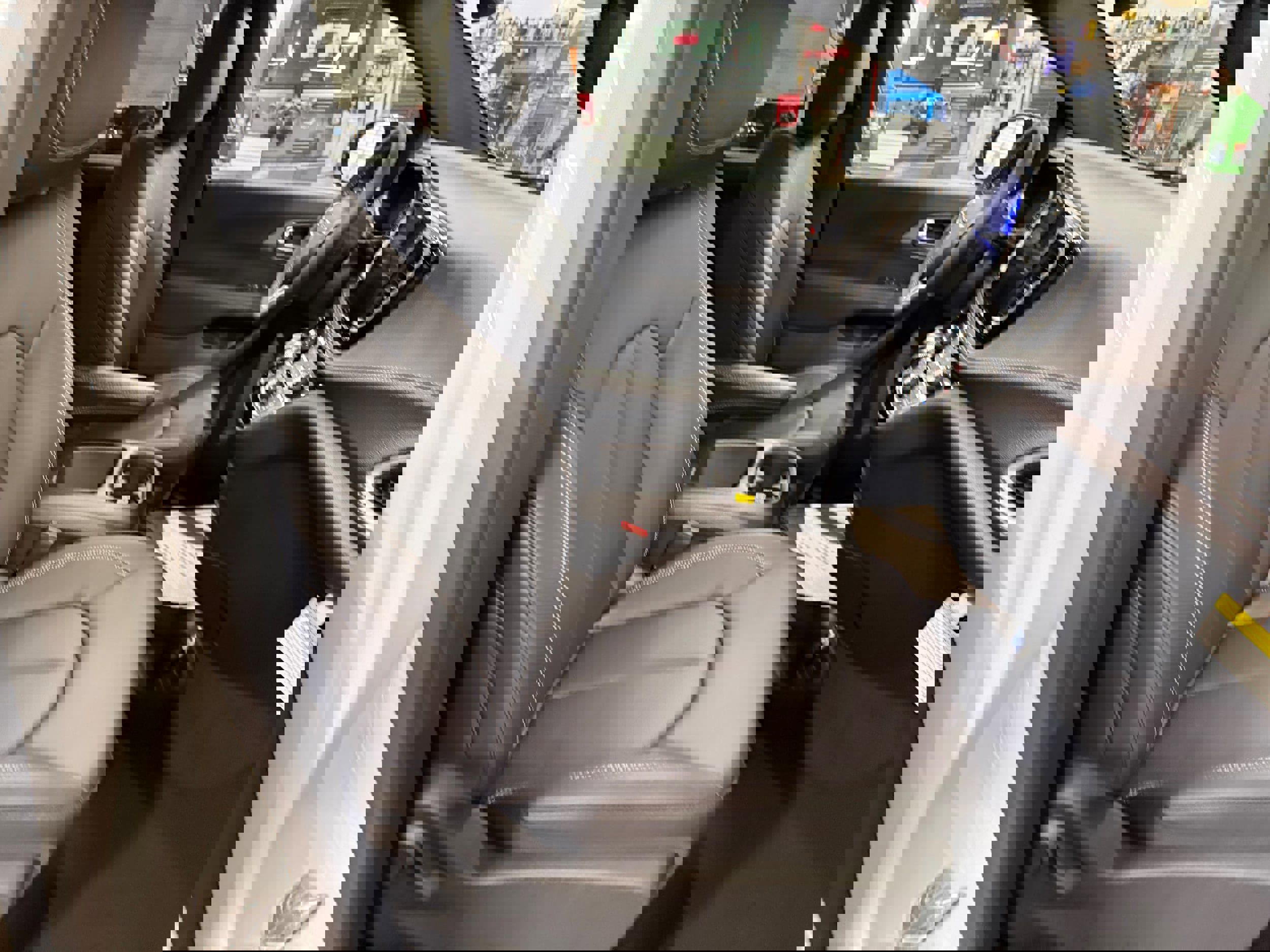 New 2026 Chrysler Pacifica Select image 11