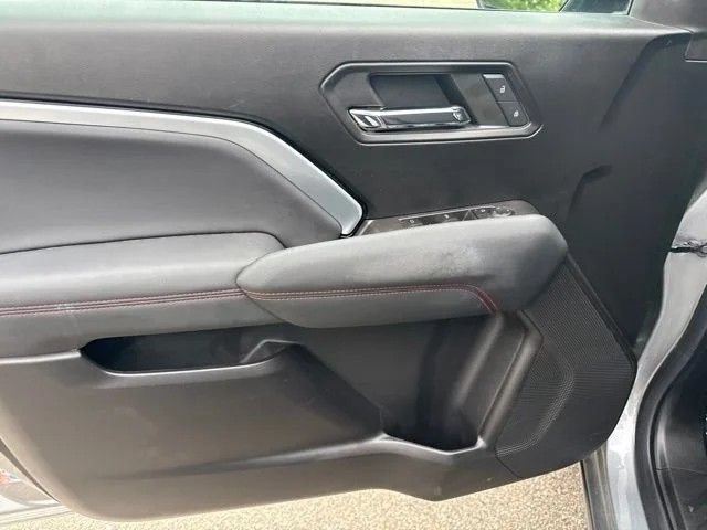 Used 2023 Chevrolet Colorado Z71 w/ Advanced Trailering Package AWD/4WD image 21